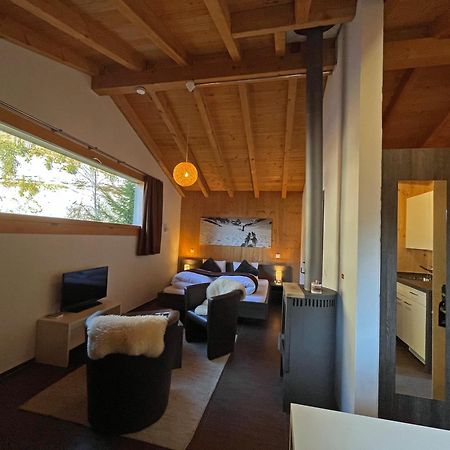 Hüttenhotel Husky Lodge Muotathal Eksteriør billede