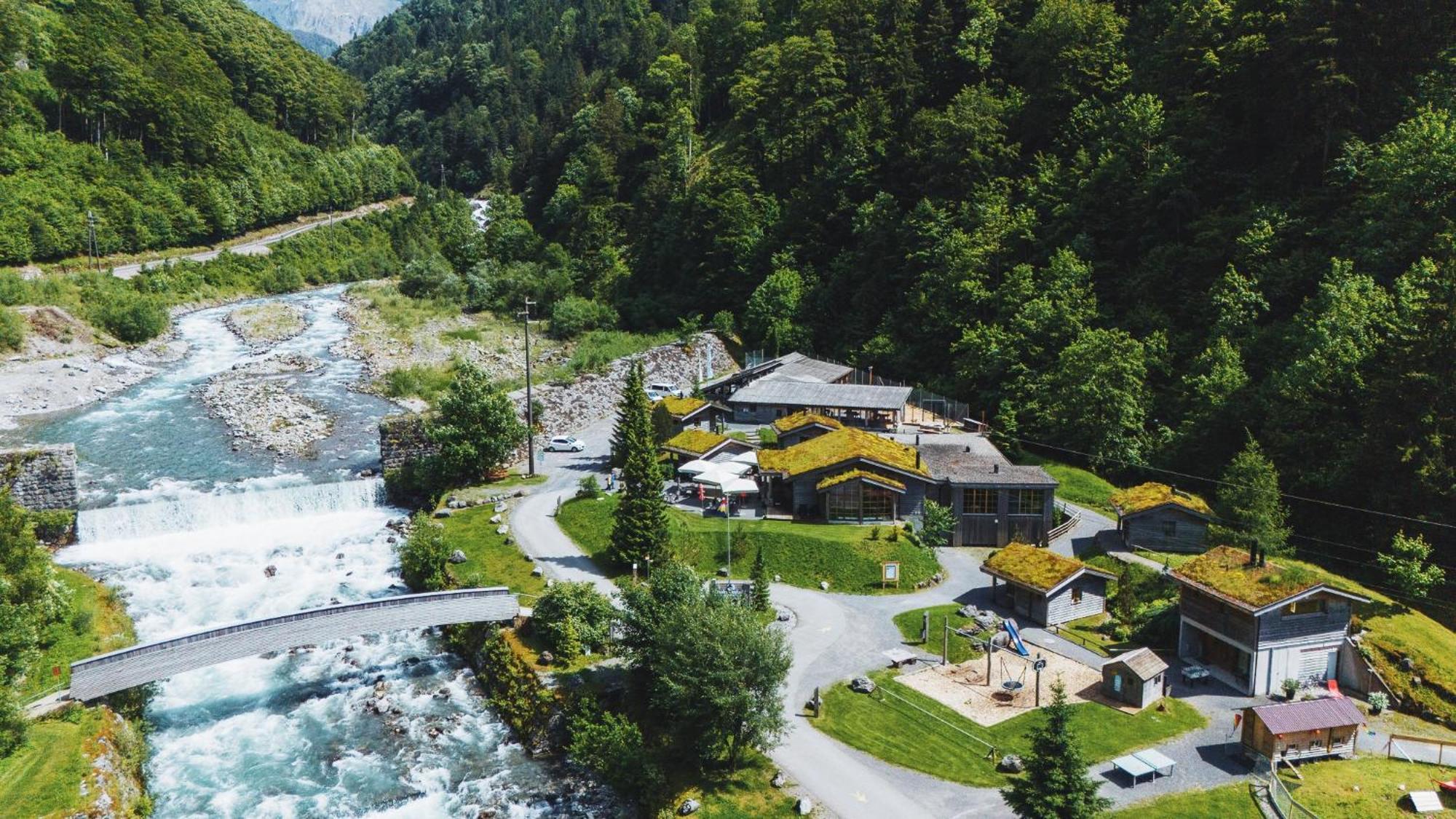 Hüttenhotel Husky Lodge Muotathal Eksteriør billede