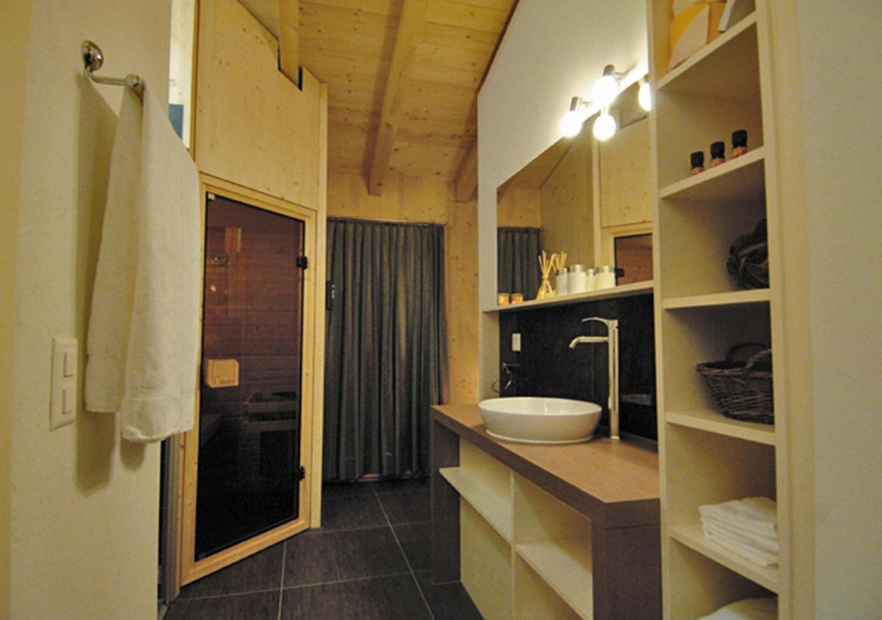 Hüttenhotel Husky Lodge Muotathal Eksteriør billede