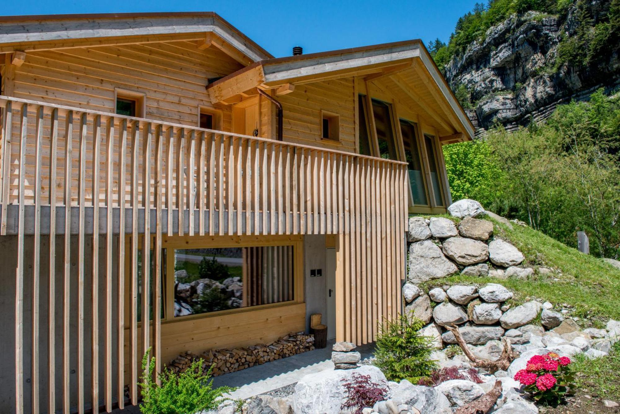 Hüttenhotel Husky Lodge Muotathal Eksteriør billede